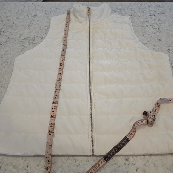 Michael Michael Kors Women's Bone / Off White Puffer Quilted Vest Size 2X Like N - Picture 7 of 16
